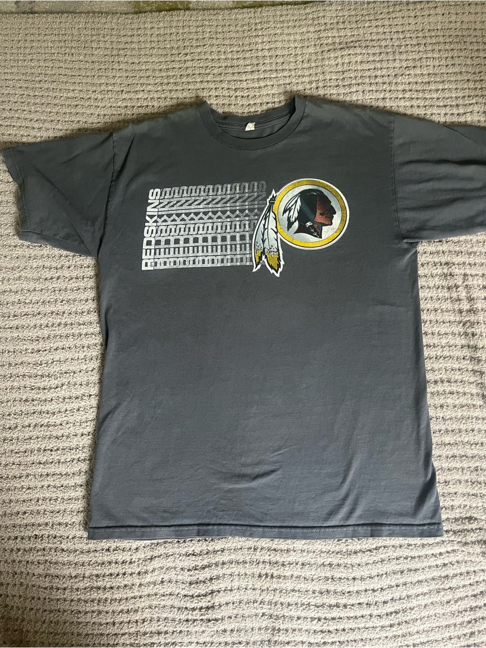 Men's NFL Washington Redskins/Commanders tshirt